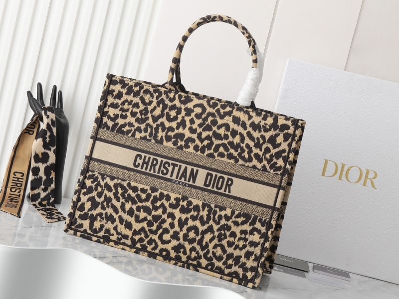 Christian Dior Shopping Bags